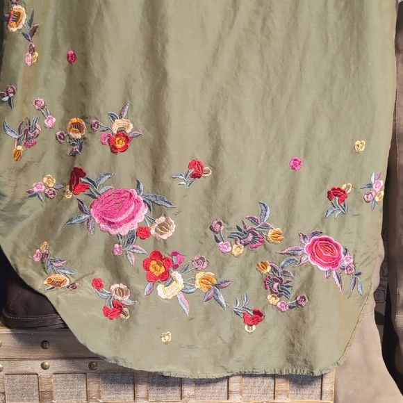 Zara Rainbow Floral Embroidered Button Down Shirt - Picture 9 of 11